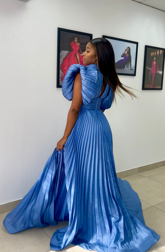 Puff shoulder dress